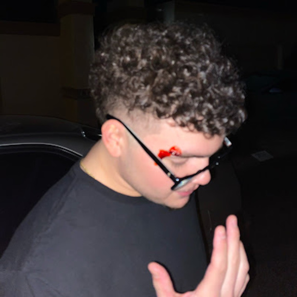 Meet your Posher, Jesus - Picture 1 of 1